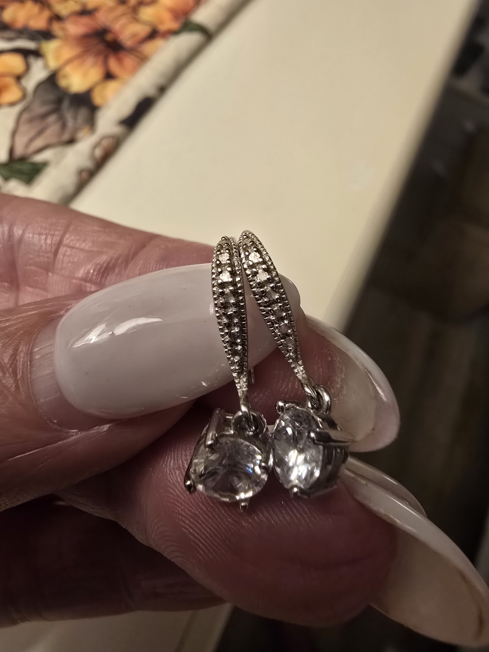 Elegant 925 Sterling Silver CZ Drop Earrings - Sparkling Clear Stone